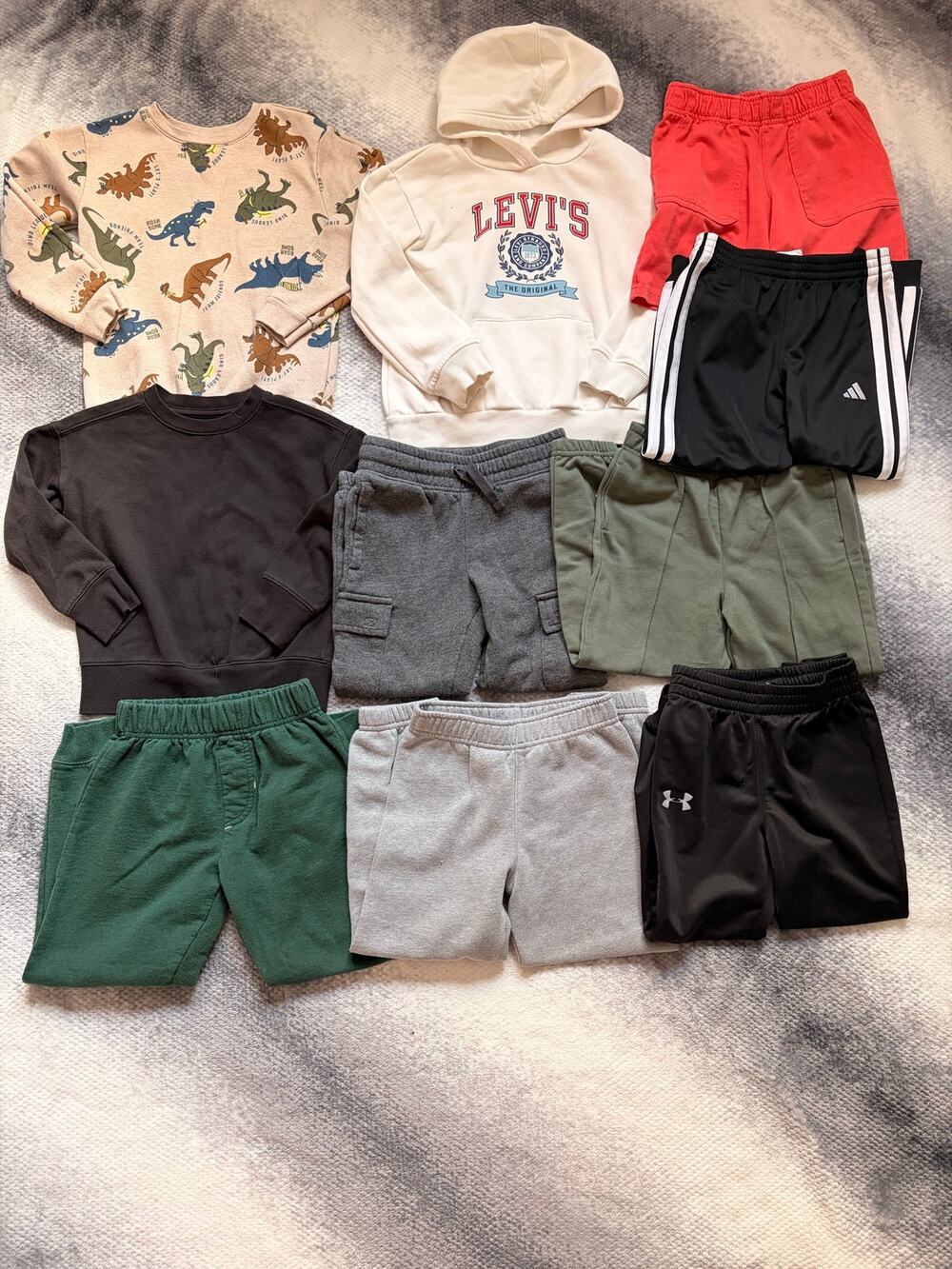 10 PC Bundle Size 4T 5T Toddler Boy Sweater Joggers Dinosaur Levi's Garanimals
